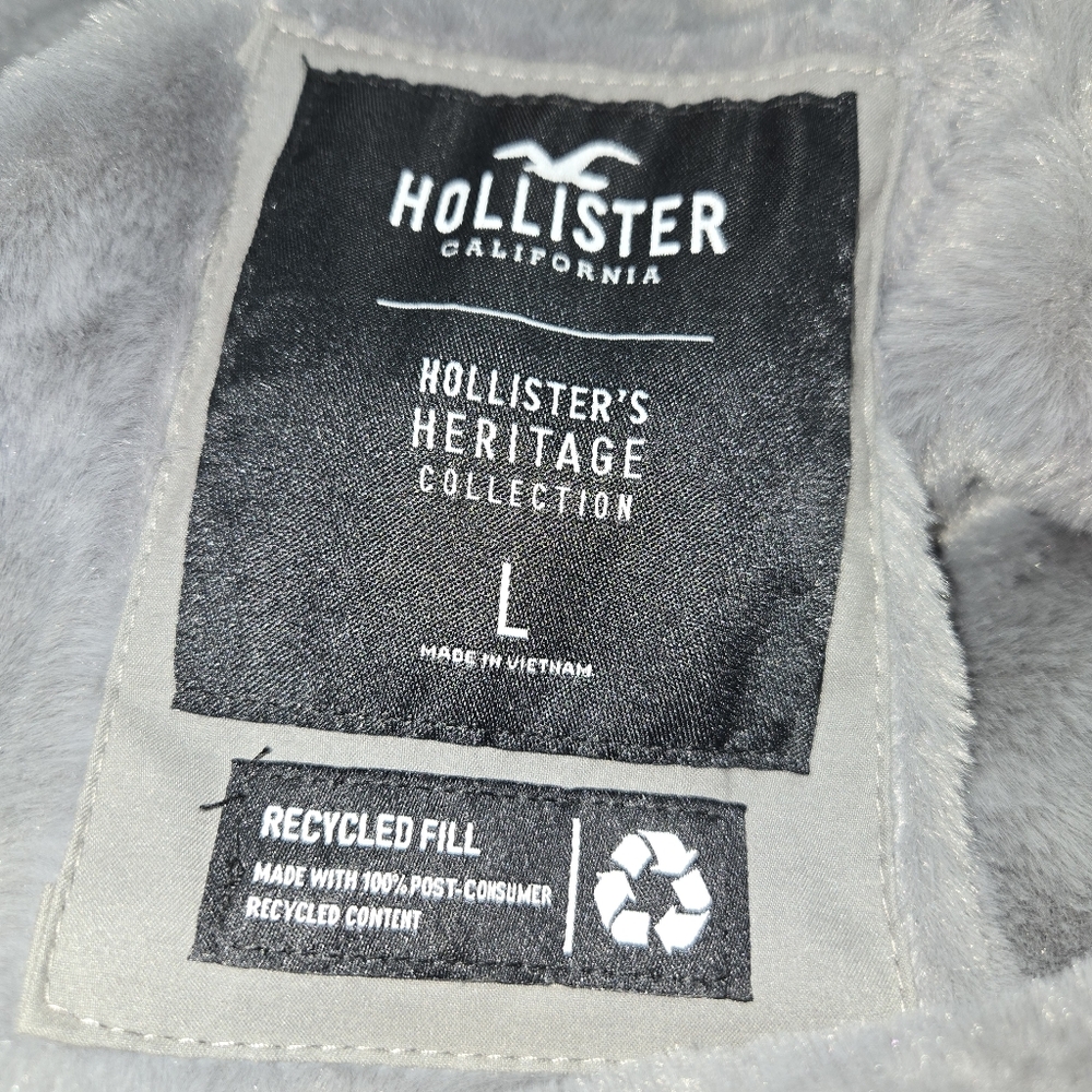 Hollister Women's Gray Jacket/ Parka with Faux Fur Hood Size Large *LIKE NEW* - Picture 5 of 12